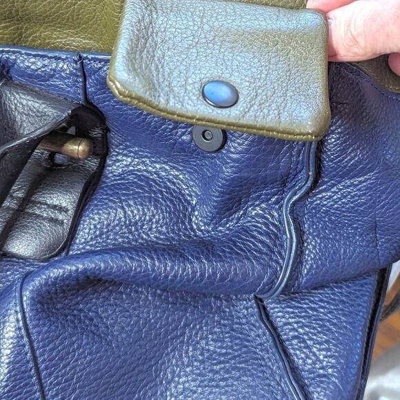 Kelsi Dagger Blue and Olive Tote Bag - Picture 5 of 15